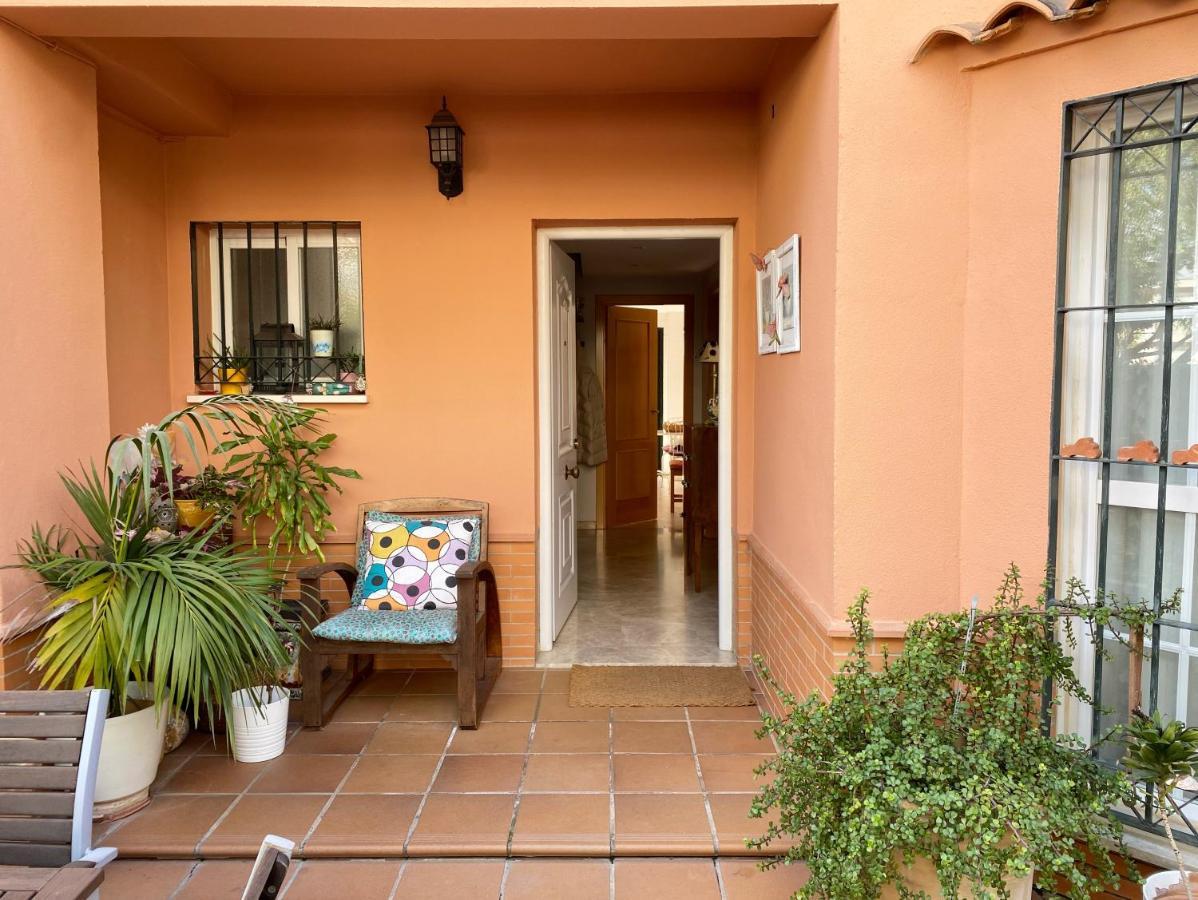3 La Casa De Marilo Apartment Tomares Bagian luar foto