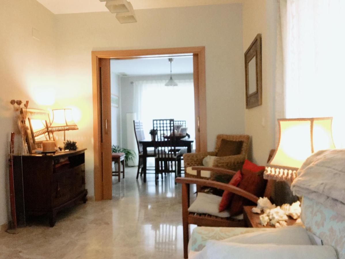 3 La Casa De Marilo Apartment Tomares Bagian luar foto